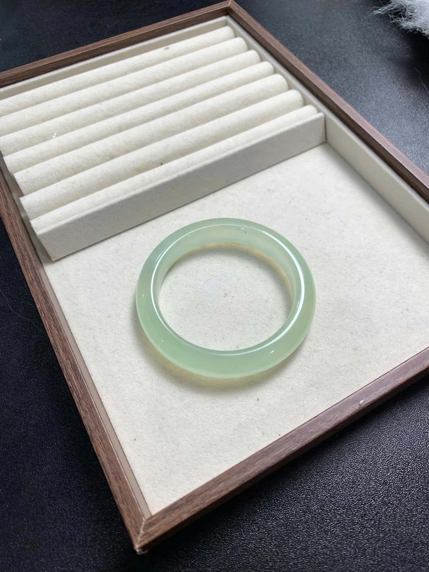 Tụ Nham Xanh Lá mã 10028